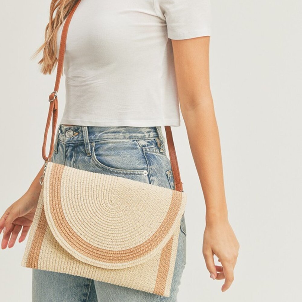 212. Beige Straw Two Tone Envelope Crossbody Clutch Bag
